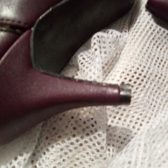 Andiamo raisin Color ladies 3" heels. NWOT. Size 7.5 - Picture 7 of 9